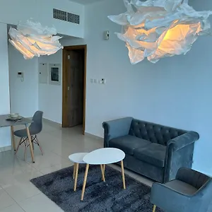  شقة Golden Vacation Homes Continental Tower Marina